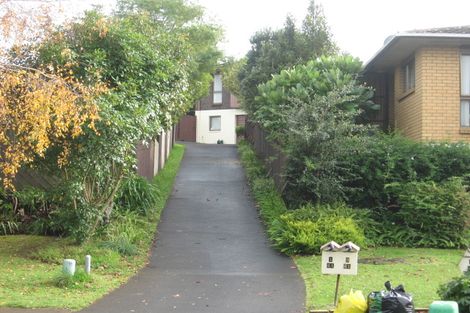 Photo of property in 2/41 Jillteresa Crescent, Half Moon Bay, Auckland, 2012