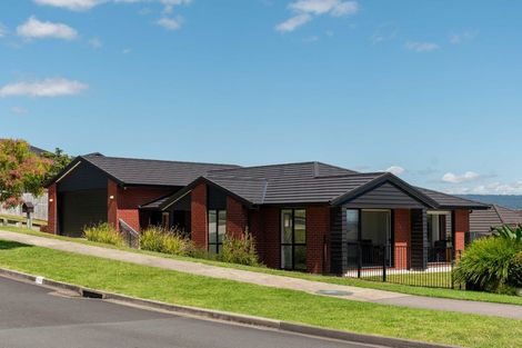 Photo of property in 11 Stingray Drive, Omokoroa, 3114