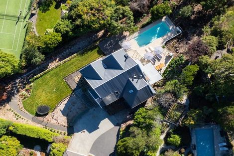 Photo of property in 103 Hackthorne Road, Cashmere, Christchurch, 8022