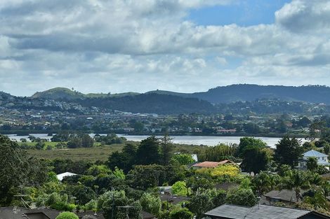 Photo of property in 9 Seagate Place, Red Beach, 0932