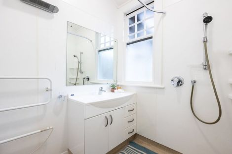 Photo of property in 58 Victoria Road, Saint Kilda, Dunedin, 9012