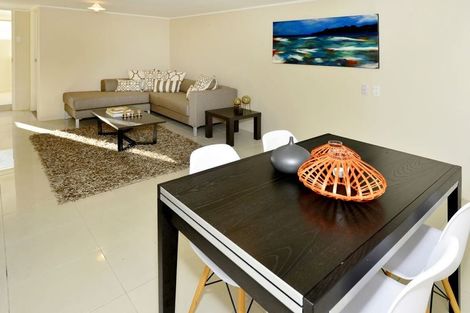 Photo of property in 1/9 Marsh Avenue, Forrest Hill, Auckland, 0620