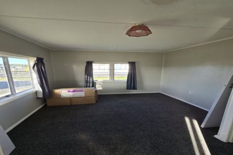 Photo of property in 16 Norton Street, Foxton Beach, Foxton, 4815