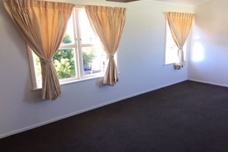 Photo of property in 19 Woodvale Road, Glen Eden, Auckland, 0602