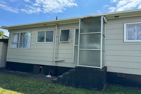 Photo of property in 1/42 Moncrieff Avenue, Clendon Park, Auckland, 2103
