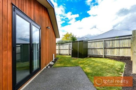 Photo of property in 6 Ader Close, Halswell, Christchurch, 8025