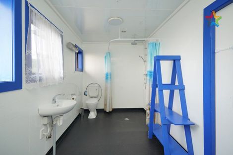 Photo of property in 14 Marine Parade, Bluff, 9814