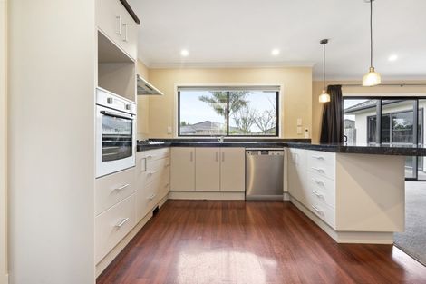 Photo of property in 15 Cranmer Close, Rototuna North, Hamilton, 3210