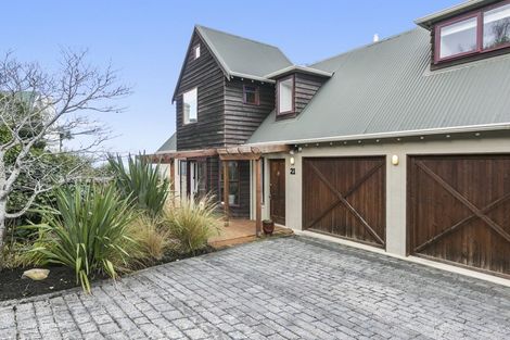 Photo of property in 21 Kenmure Road, Belleknowes, Dunedin, 9011