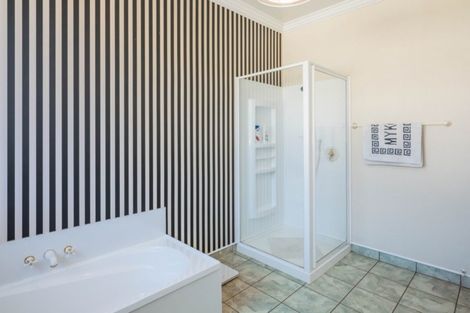 Photo of property in 109 King Arthur Drive, Otaihanga, Paraparaumu, 5036