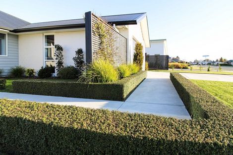 Photo of property in 28 Feist Street, Carterton, 5713