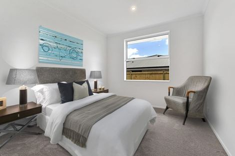 Photo of property in 24 Kukuwai Avenue, Red Beach, 0932