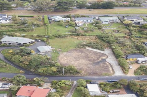 Photo of property in 23 Queen Street, Brighton, Dunedin, 9035