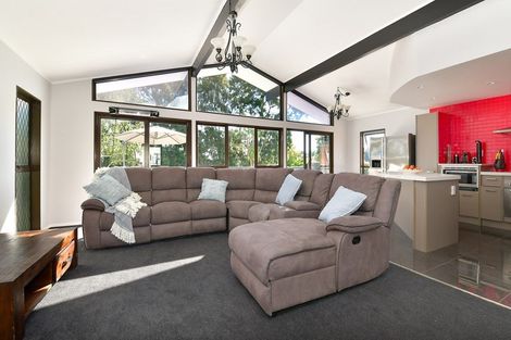 Photo of property in 42 Brian Crescent, Stanmore Bay, Whangaparaoa, 0932