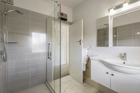 Photo of property in 39 Glandovey Road, Fendalton, Christchurch, 8052