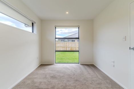 Photo of property in 100 Hagart-alexander Drive, Mosgiel, 9024