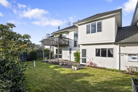 Photo of property in 2 Pipi Street, Two Mile Bay, Taupo, 3330