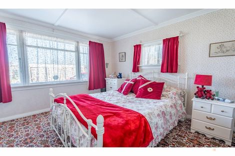 Photo of property in 25 Hughes Street, Waimate, 7924
