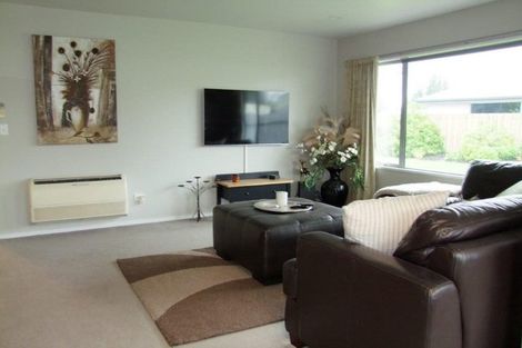 Photo of property in 2 Lisburn Street, Milton, 9220