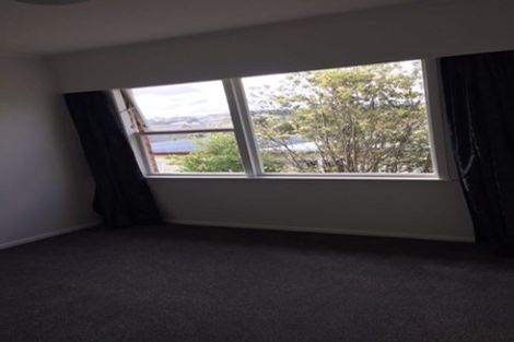 Photo of property in 68 Gladstone Road, Northcote, Auckland, 0627