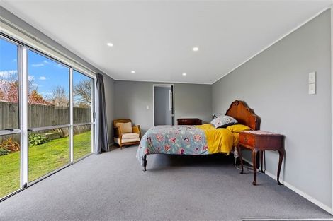 Photo of property in 34 Flay Crescent, Burnside, Christchurch, 8053