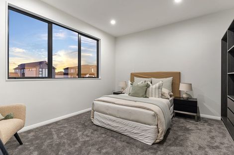 Photo of property in 8 Kumukumu Road, Long Bay, Auckland, 0630