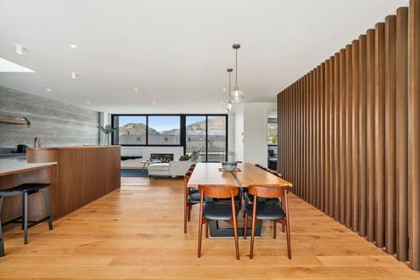 Photo of property in 25 Rubus Street, Wanaka, 9382