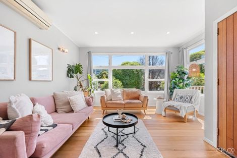 Photo of property in 232 Fergusson Drive, Heretaunga, Upper Hutt, 5018