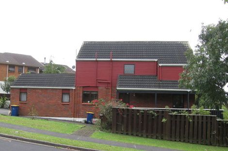 Photo of property in 2/6 Sturm Avenue, Massey, Auckland, 0614