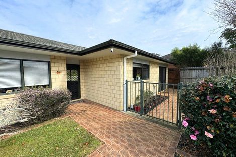 Photo of property in 68 South Kensington Way, Henderson, Auckland, 0612