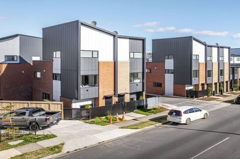 Photo of property in 42b Westgate Drive, Westgate, Auckland, 0614