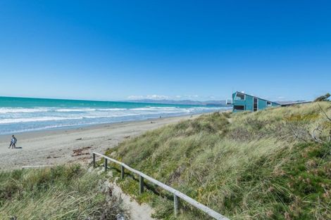 Photo of property in 5 Marine Parade, North New Brighton, Christchurch, 8083