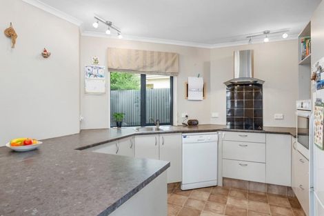 Photo of property in 148 Bay View Road, South Dunedin, Dunedin, 9012