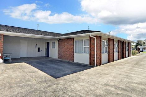 Photo of property in 4 Regent Street, Papatoetoe, Auckland, 2025