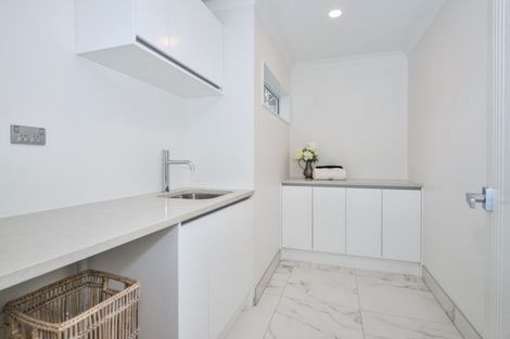 Photo of property in 40a Rutherford Terrace, Meadowbank, Auckland, 1072