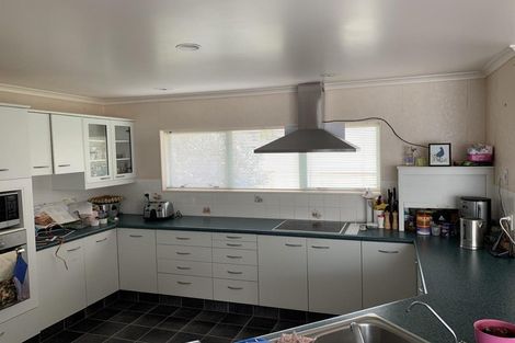 Photo of property in 31 Greenfield Drive, Western Heights, Hamilton, 3200