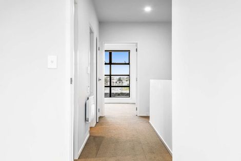 Photo of property in 69/17 Owens Place, Mount Maunganui, 3116