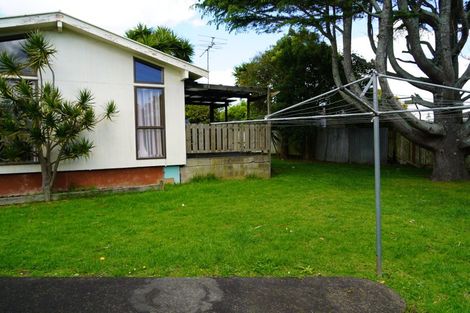 Photo of property in 261 Mahia Road, Weymouth, Auckland, 2103
