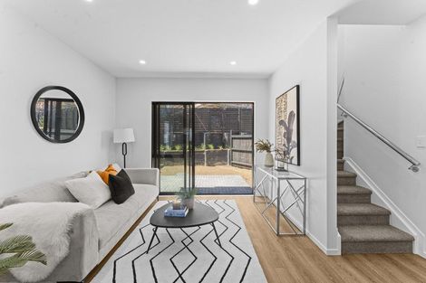 Photo of property in 11 Greenbrier Street, Westgate, 0814