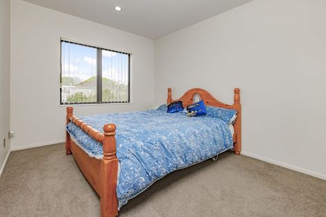Photo of property in 117 Parkhaven Drive, Rosehill, Papakura, 2113