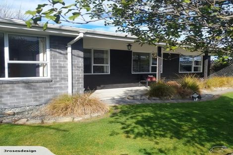 Photo of property in 17 Coates Place, Rangiora, 7400