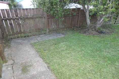 Photo of property in 19 Archibald Road, Kelston, Auckland, 0602