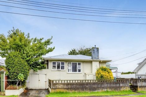 Photo of property in 61 Collins Street, Hawera, 4610