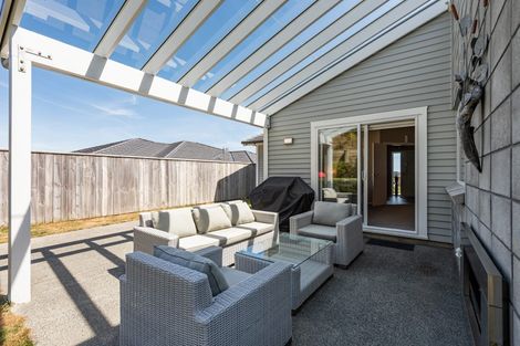 Photo of property in 36 Margaret Shields Avenue, Aotea, Porirua, 5024