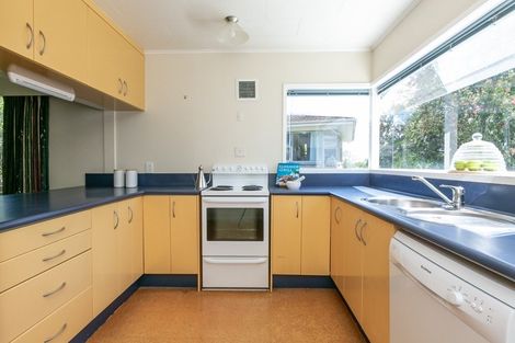 Photo of property in 18 James Cook Street, Havelock North, 4130