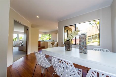 Photo of property in 2/6 Honeysuckle Lane, Mairangi Bay, Auckland, 0630