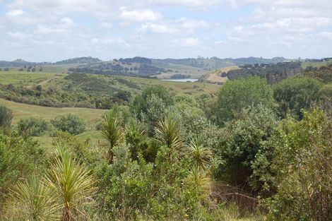 Photo of property in 960a Oneriri Road, Kaiwaka, 0573