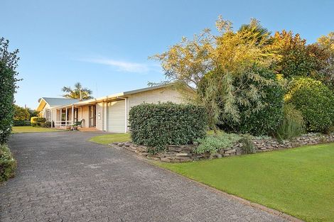 Photo of property in 9 Heron Crescent, Katikati, 3129