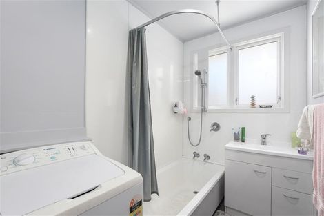 Photo of property in 92 Eglinton Road, Mornington, Dunedin, 9011