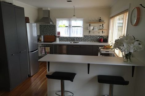 Photo of property in 13a Kinvig Place, Ranui, Auckland, 0612